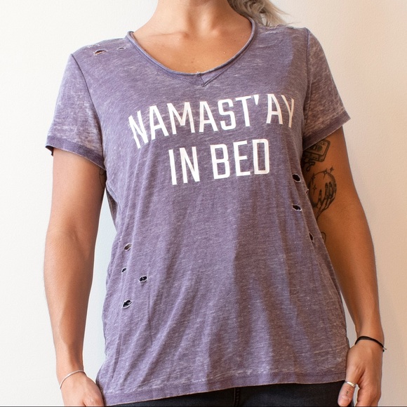 Distressed Lavender Casual V-Neck Graphic T-Shirt - Picture 1 of 3